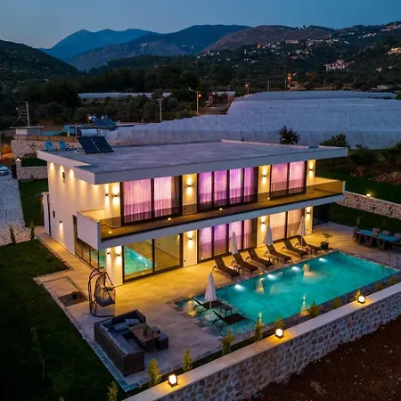 Luxury With Spacious Garden Kaş