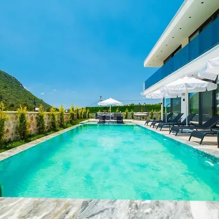 וילה Luxury With Spacious Garden *