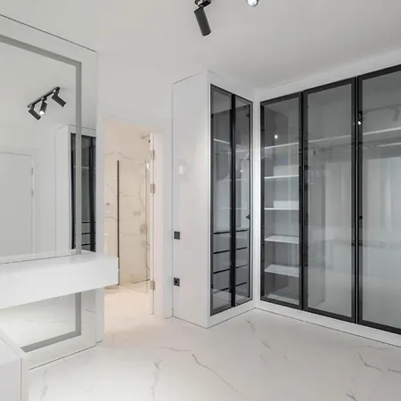Luxury With Spacious Garden קס